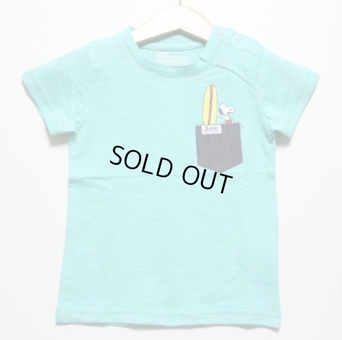 画像1: Lee(リー)×StompStamp(ストンプスタンプ)×PEANUTS(ピーナッツ) スヌーピーサーフポケット半袖Tシャツ【グリーン】【キッズ/ベビー】【80-140cm】 (1)