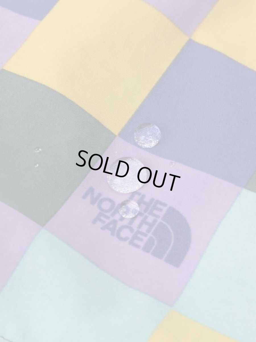 画像9: ノースフェイス ベビー アウター THE NORTH FACE ノベルティコンパクトジャケット B Novelty Compact Jacket【TG/TNFブロックグリーン】 【80 90】 (9)