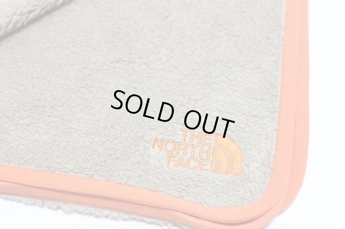 画像6: ノースフェイス ベビー  THE NORTH FACE リバーシブルコージーブランケット Baby Reversible Cozy Blanket【MD/マンダリン】 【ONE SIZE】 (6)