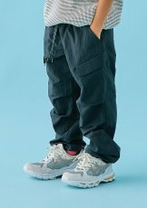 画像1: MOUN TEN. マウンテン re-nylon rip cargo pants black (110cm〜140cm) (1)