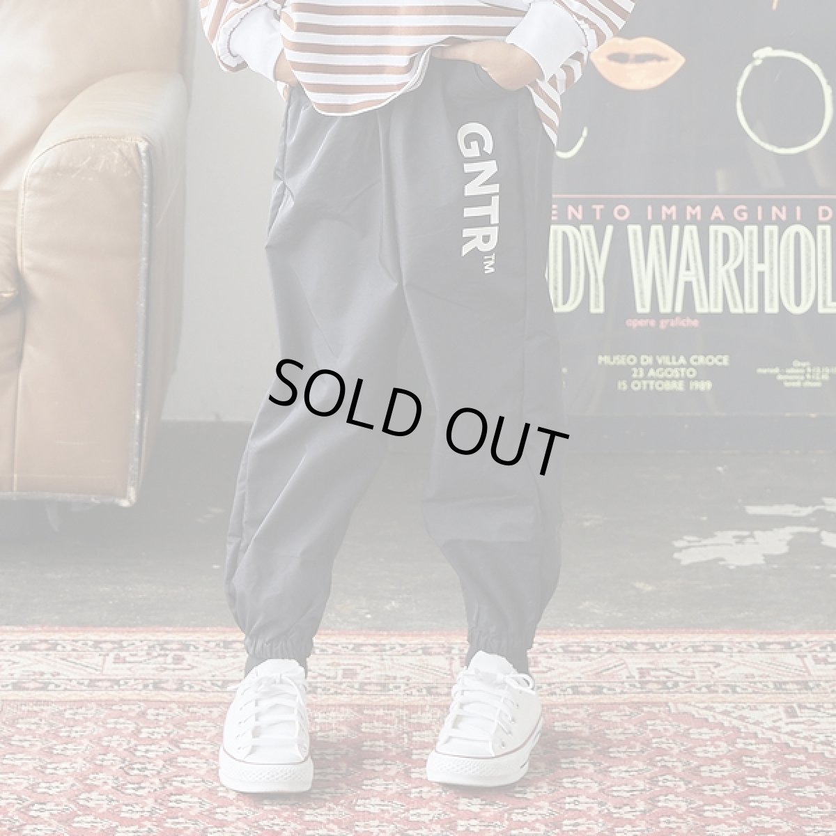 画像1: GENERATOR ジェネレーター ナイロン裾ゴムパンツ BK/ブラック (1)